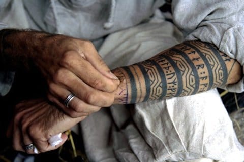 12 Tatouages Vikings Et Leur Signification Charliebirdy